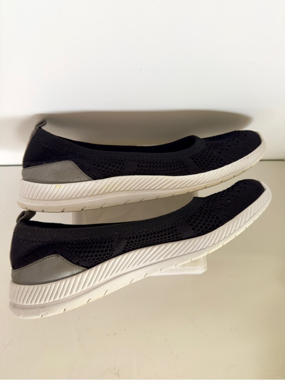 Easy Spirit Glitz Black Mesh Knit Flats Slip Ons Size 7 1/2 - Picture 5 of 6